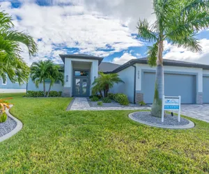 Photo 3 - Best Vacation Rentals Cape Coral - VILLA PURA VIDA | Home 24-7