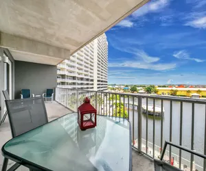 Photo 4 - Best Location, 3rd floor condo! Enjoy the incredible views and privacy!