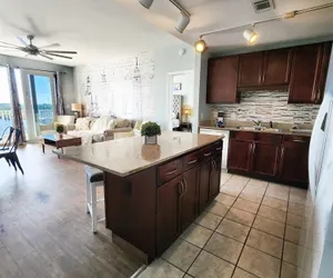 Photo 3 - Incredible unit! Private boardwalk, Multiple pools and spas onsite!