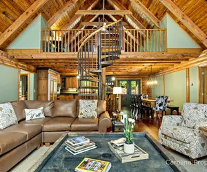 Photo 4 - Lazy Bear Lodge by Carolina Properties