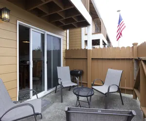 Photo 4 - Walk to Seaside Beach • Pet Friendly • Sleeps 6