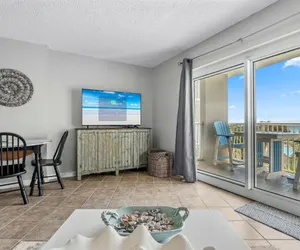 Photo 4 - Tradewinds 208 – Beautifully Updated 1BR/2BA with Bonus Bunks and Gulf Views!