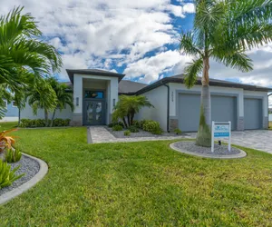 Photo 5 - Best Vacation Rentals Cape Coral - VILLA PURA VIDA | Home 24-7