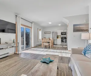 Photo 5 - Ocean Duplex West with Walk to Crescent Beach