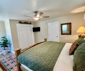 Photo 5 - The Whiskey Row Bungalows - Steps to Downtown!