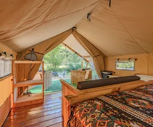 Photo 3 - Stargazing Paradise: Luxury Tents Await|Pet-Friendly