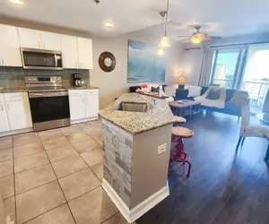 Photo 4 - Pet Friendly Condo With Ocean View, Pools, Hot Tub, Fitness