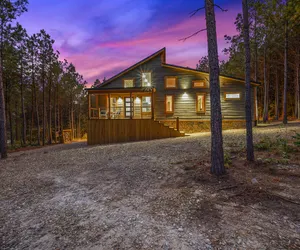Photo 3 - Your New Favorite Place + Private Outdoor Oasis + Disc Golf + Firewood Provided