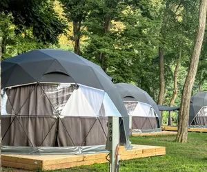 Photo 5 - Luxury Catskill Mountains Dome Retreat