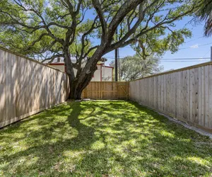 Photo 4 - Modern Home-Walk to Beach-Cowboy Pool-Dog Friendly