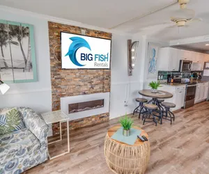 Photo 5 - Private Ocean Park – Oceanfront, Pools, Views