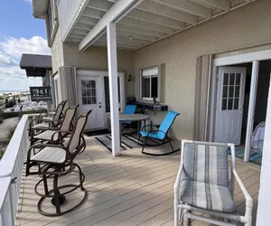 Photo 4 - Ocean Front Beach Home walking distance to Flagler