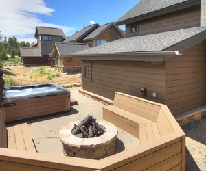 Photo 2 - Slope View Chalet