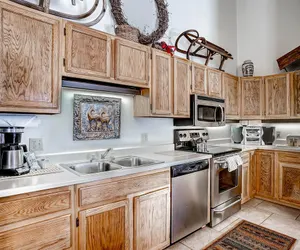 Photo 2 - Value 1Br Condo~Flying Dutchman 1197~Kids Ski Free!