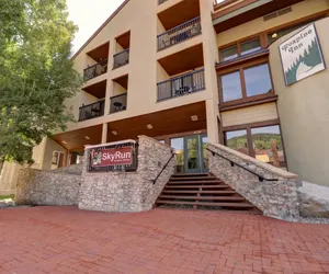 Photo 5 - Newly Remodeled Ski-In Ski-Out Right By The Lift - FP304