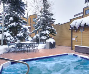 Photo 2 - Beautiful Mountain Condo A Minute to Lift - AN210