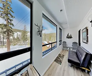 Photo 5 - 4 Bedroom Condo with Amazing Location Just Steps to Mammoth Mountain (Unit 301 at 1849)