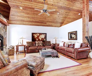 Photo 2 - Pine Needle Lodge