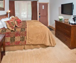 Photo 5 - Two Bedroom at the Lodge At Vail Save 20% on 7+ Nights!