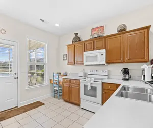 Photo 3 - 2213 The Havens