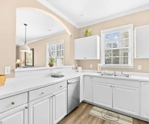 Photo 5 - 924 Ironwood