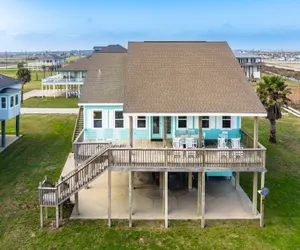 Photo 2 - Lotz A View