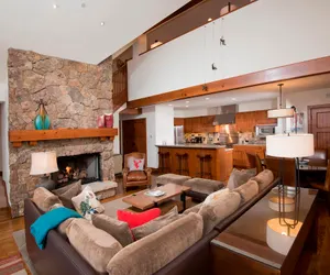 Photo 3 - Lavish 3BR/3.5BA Bachelor Gulch Condo - Ski In / Ski Out