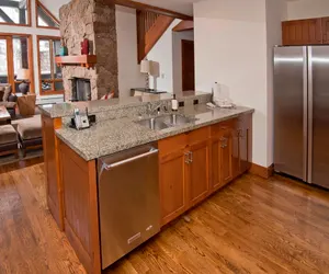 Photo 5 - Lavish 3BR/3.5BA Bachelor Gulch Condo - Ski In / Ski Out