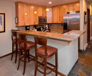 Photo 4 - Spacious 1BR Condo - Across from Gondola+Beaver Creek View