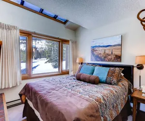 Photo 2 - Price Conscious Studio Condo ~ Lenawee 1747 ~ Kids Ski Free!