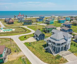 Photo 3 - The North Shore