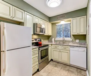 Photo 5 - Amelia Landings Condo, Easy Access to the Pool and Short Walk to the Beach