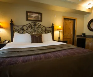 Photo 2 - Valley Views with Loaded Bedrooms Save 20% on 7+ Nights!