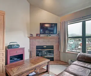 Photo 2 - Winter Escape With Loft -Perfect Blend of Mountain &Town