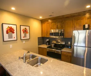 Photo 5 - Fully Equipped in the Heart of Canyons Village Save 20% on 7+ Nights!