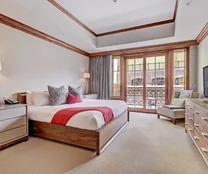 Photo 5 - 3 BR Luxury Ritz-Carlton Condo w/ Mountain Views Save 20% on 7+ Nights!