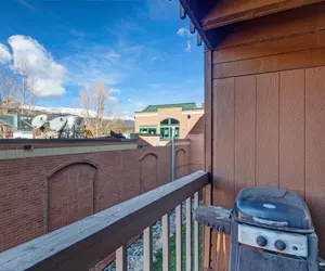 Photo 5 - Breckenridge Alpine 203 Condo close to lift