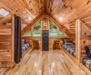 Photo 5 - Bearmont Lodge
