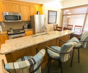 Photo 4 - Comfort and Convenience in this Spacious Unit Save 20% on 7+ Nights!