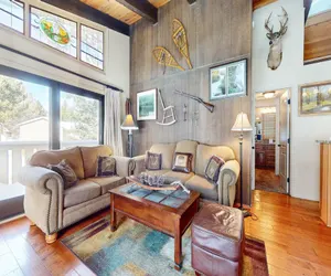 Photo 5 - Chateau de Montagne 1 Spacious Townhome with Great Complex Amenities On the Shuttle Route