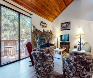 Photo 3 - Mammoth Sierra Townhomes 32 Mountain Rustic Spacious Townhome On the Shuttle Route