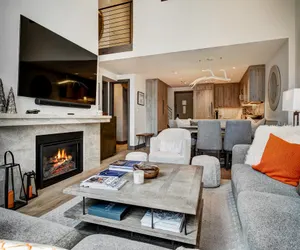 Photo 4 - Elegant 3 Bedroom Condo Lodge at Vail Save 20% on 7+ Nights!