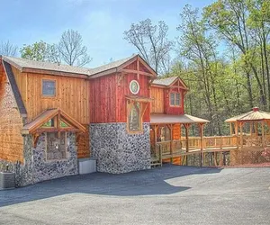 Photo 5 - Majestic Springs Lodge