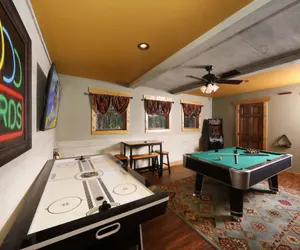 Photo 5 - Above It All Cabin with Luxury Amenities and Game Room