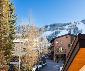 Photo 4 - Vail Creekside Condo with Fireplace Near Gondola