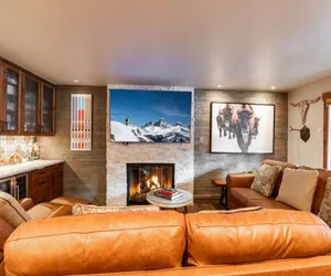 Photo 3 - Condo with Free WiFi & Uncovered Parking Close to Riva Bahn and Gold Peak