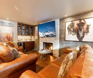 Photo 4 - Condo with Free WiFi & Uncovered Parking Close to Riva Bahn and Gold Peak