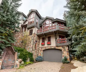 Photo 2 - Townhome in Beaver Creek with Mountain View