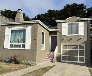 Photo 2 - Golf Course View! The Olympic Mid-Century Home