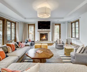 Photo 2 - Arrabelle Luxury 3 Bedroom Alpine Winter Retreat in Vail